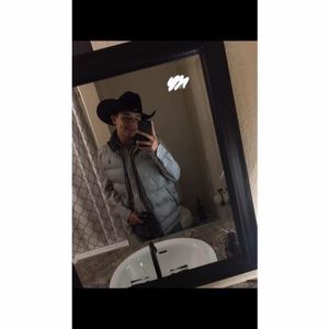 Meet your Posher, Jose